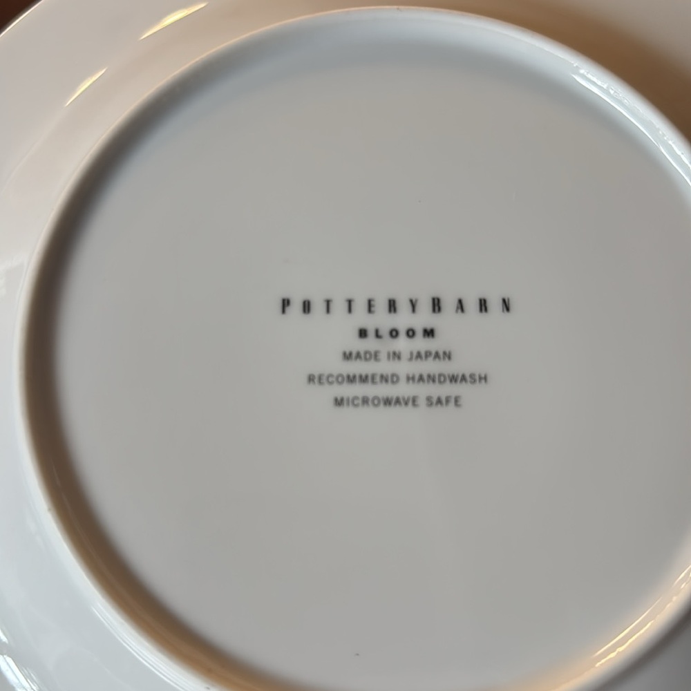 Pottery Barn BLOOM salad appetizer plates - set of 5 - Picture 5 of 5